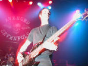 vt0303_04.jpg
